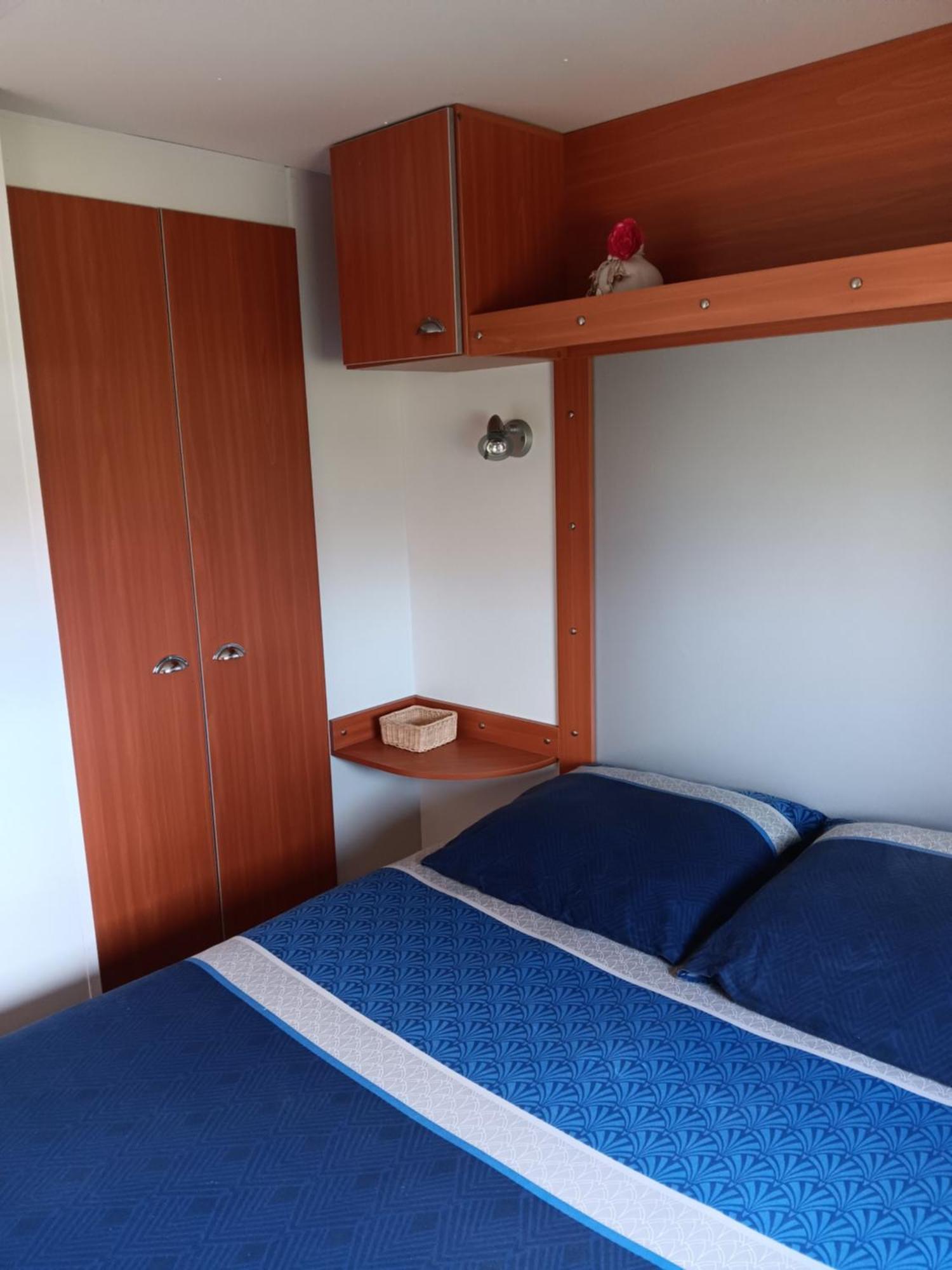 Mobilhome Cosy Au Calme De La Campagne 롬베즈 외부 사진